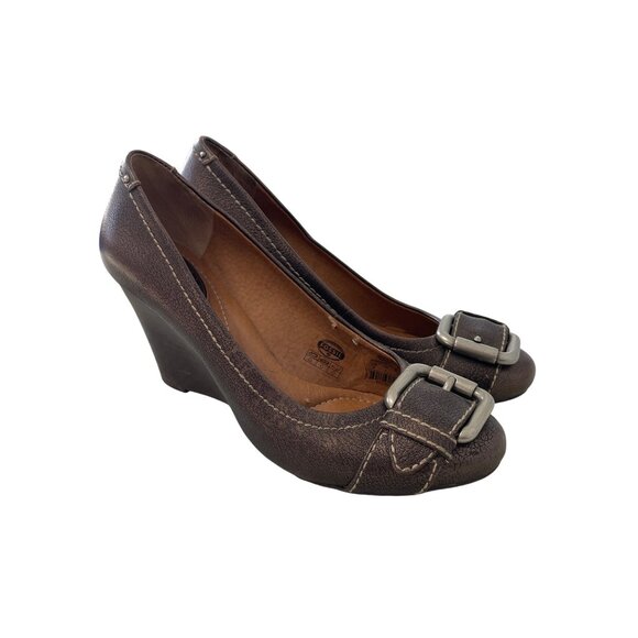 Fossil Wedge Heels Size 9 Buckle Strap Round Toe Slip On Leather Career Office - Picture 1 of 12